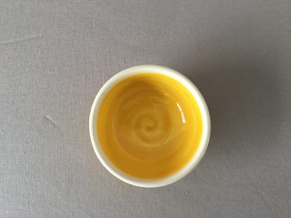 Keramikschale gelb Durchmesser 9 cm, handbemalt, spülmaschinenfest, hergestellt in einer kleinen Manufaktur in Nijar