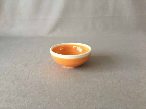 Keramikschale orange für 9 cm, handbemalt, spülmaschinenfest, hergestellt in einer kleinen Manufaktur in Nijar